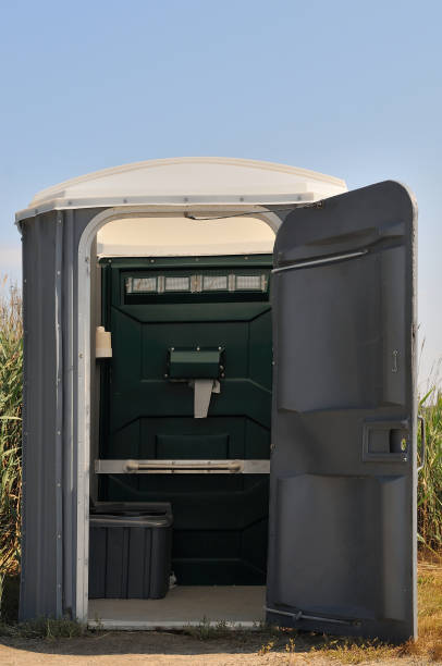 Professional porta potty rental in Rosamond, CA